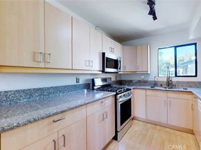 10504 Sunland Blvd Boulevard 5, Sunland CA 91040