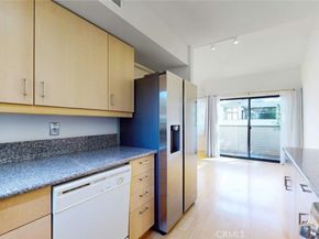 10504 Sunland Blvd Boulevard 5, Sunland CA 91040