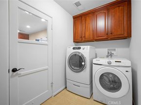 520 N Howard Street, Glendale CA 91206