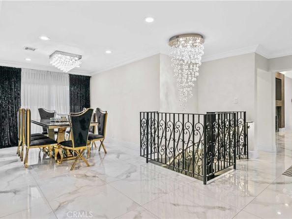 1824 Crestmont Court, Glendale CA 91208