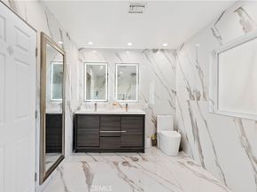 1824 Crestmont Court, Glendale CA 91208