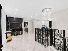 1824 Crestmont Court, Glendale CA 91208