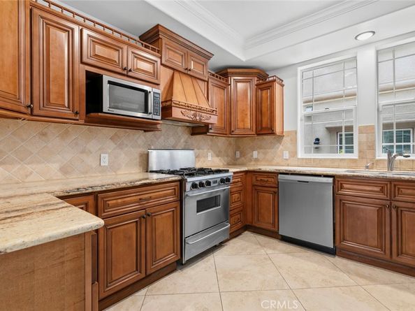 333 Milford Street 105, Glendale CA 91203