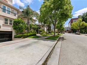 333 Milford Street 105, Glendale CA 91203