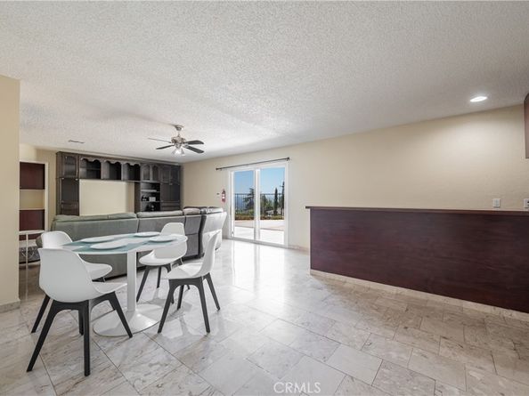 1218 E Tujunga Avenue, Burbank CA 91501