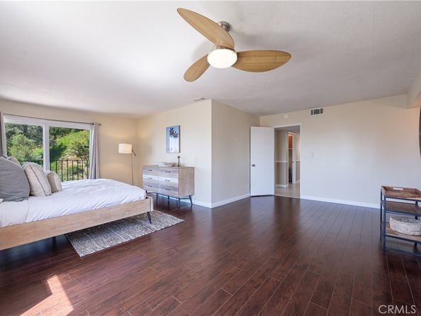 1218 E Tujunga Avenue, Burbank CA 91501