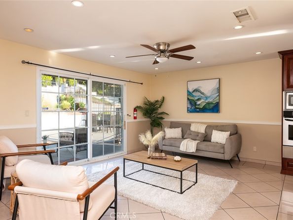 1218 E Tujunga Avenue, Burbank CA 91501