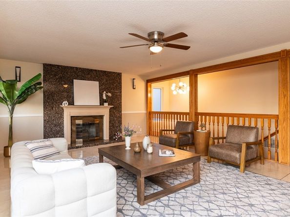 1218 E Tujunga Avenue, Burbank CA 91501