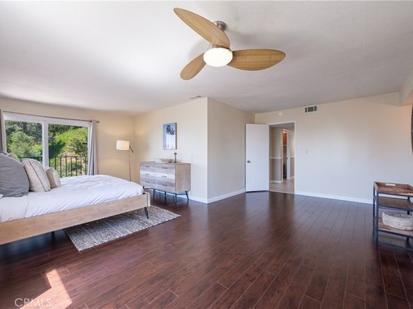 1218 E Tujunga Avenue, Burbank CA 91501