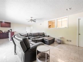 1218 E Tujunga Avenue, Burbank CA 91501