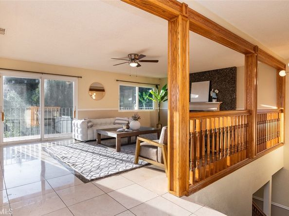 1218 E Tujunga Avenue, Burbank CA 91501