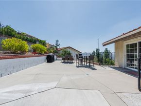 1218 E Tujunga Avenue, Burbank CA 91501