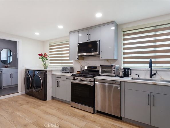 10535 Reseda Boulevard, Porter Ranch CA 91326