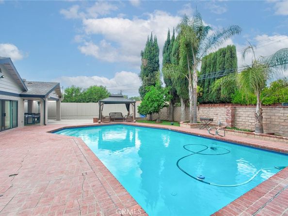 10535 Reseda Boulevard, Porter Ranch CA 91326