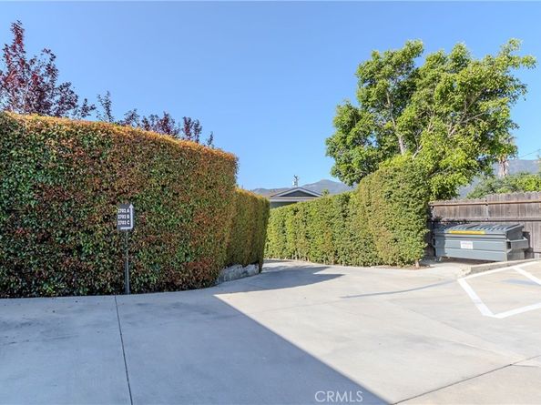 2700 Prospect Avenue, La Crescenta CA 91214