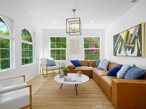 1027 S Lucerne Boulevard, Los Angeles CA 90019