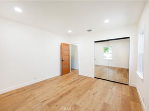 1377 N Catalina Street, Burbank CA 91505