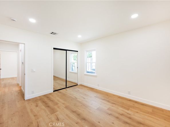 1377 N Catalina Street, Burbank CA 91505