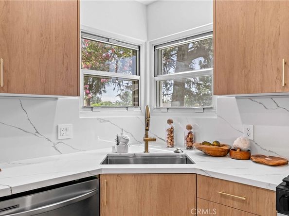 2105 N Pass Avenue, Burbank CA 91505