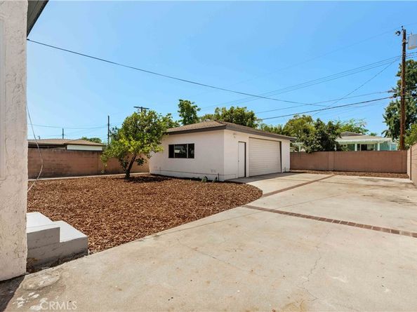 2105 N Pass Avenue, Burbank CA 91505