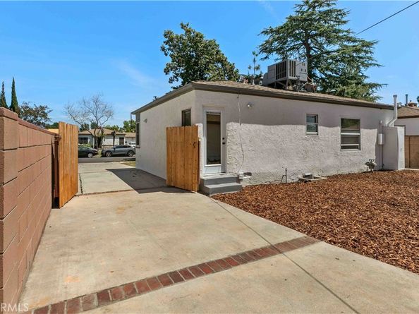 2105 N Pass Avenue, Burbank CA 91505