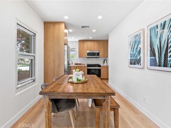 2105 N Pass Avenue, Burbank CA 91505