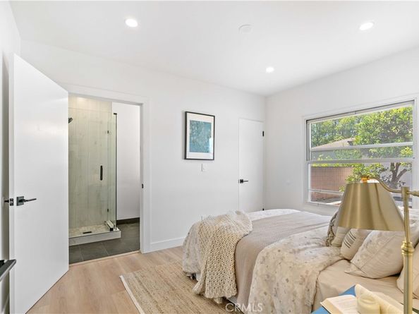 2105 N Pass Avenue, Burbank CA 91505