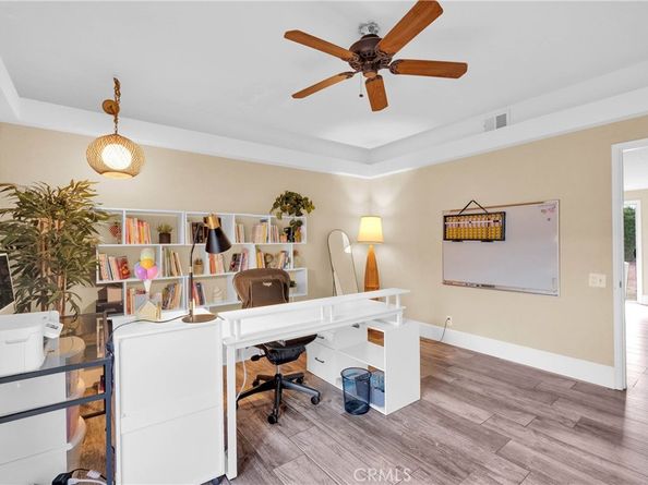 284 Lamar Drive, Claremont CA 91711