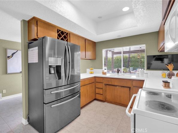 284 Lamar Drive, Claremont CA 91711