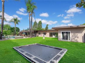 284 Lamar Drive, Claremont CA 91711
