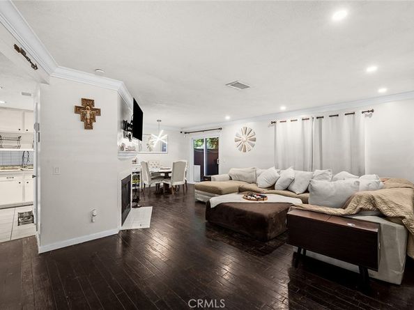 1806 N Vineyard A, Ontario CA 91764
