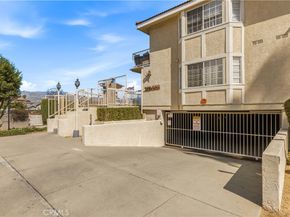 598 S 2nd D, Alhambra CA 91801