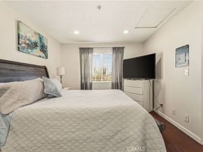 598 S 2nd D, Alhambra CA 91801