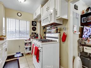 12021 S Figueroa, Los Angeles CA 90061