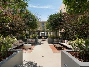 39 S Los Robles 3019, Pasadena CA 91101