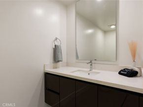 39 S Los Robles 3019, Pasadena CA 91101