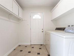 10347 Newhome Avenue, Sunland CA 91040