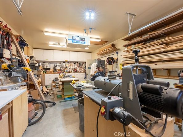 1000 San Jose Avenue, Burbank CA 91501