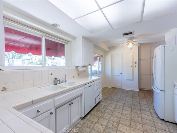 1000 San Jose Avenue, Burbank CA 91501
