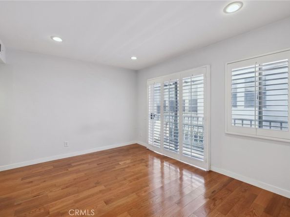 13220 Valleyheart Drive 106, Studio City CA 91604