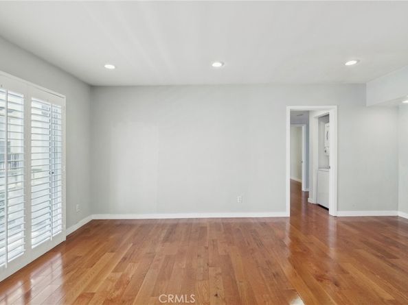 13220 Valleyheart Drive 106, Studio City CA 91604
