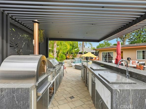 10658 Fullbright, Chatsworth CA 91311