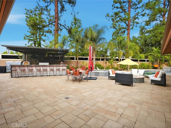 10658 Fullbright, Chatsworth CA 91311