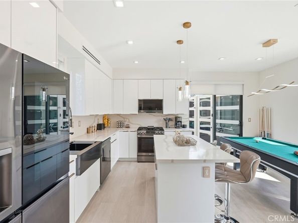 10658 Fullbright, Chatsworth CA 91311