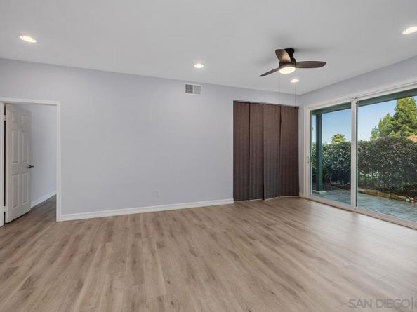 6013 Oakgate Row, La Jolla CA 92037