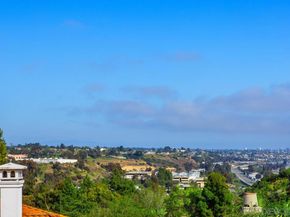 6013 Oakgate Row, La Jolla CA 92037