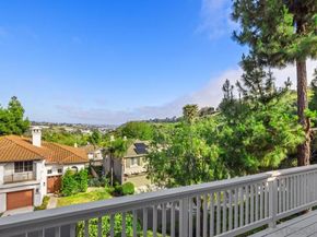 6013 Oakgate Row, La Jolla CA 92037