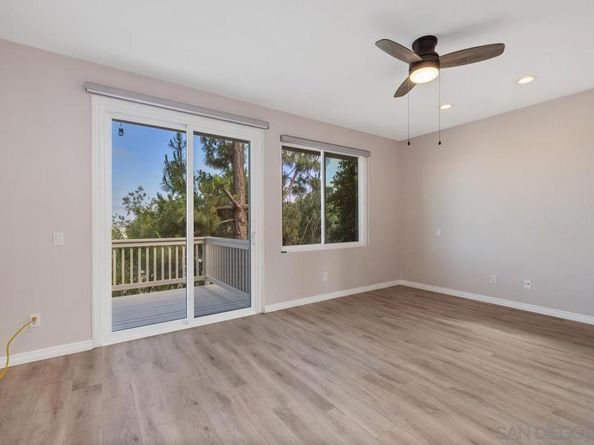 6013 Oakgate Row, La Jolla CA 92037