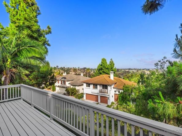 6013 Oakgate Row, La Jolla CA 92037