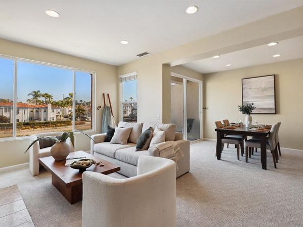 266 Neptune Way, Oceanside CA 92054